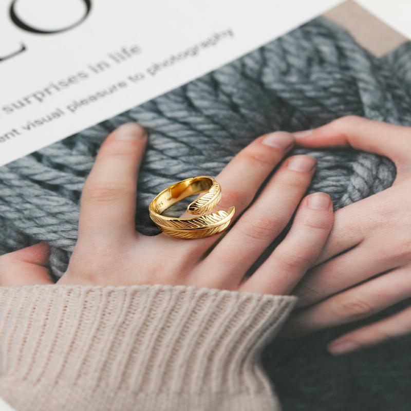 Bague Plume Dorée Ajustable
