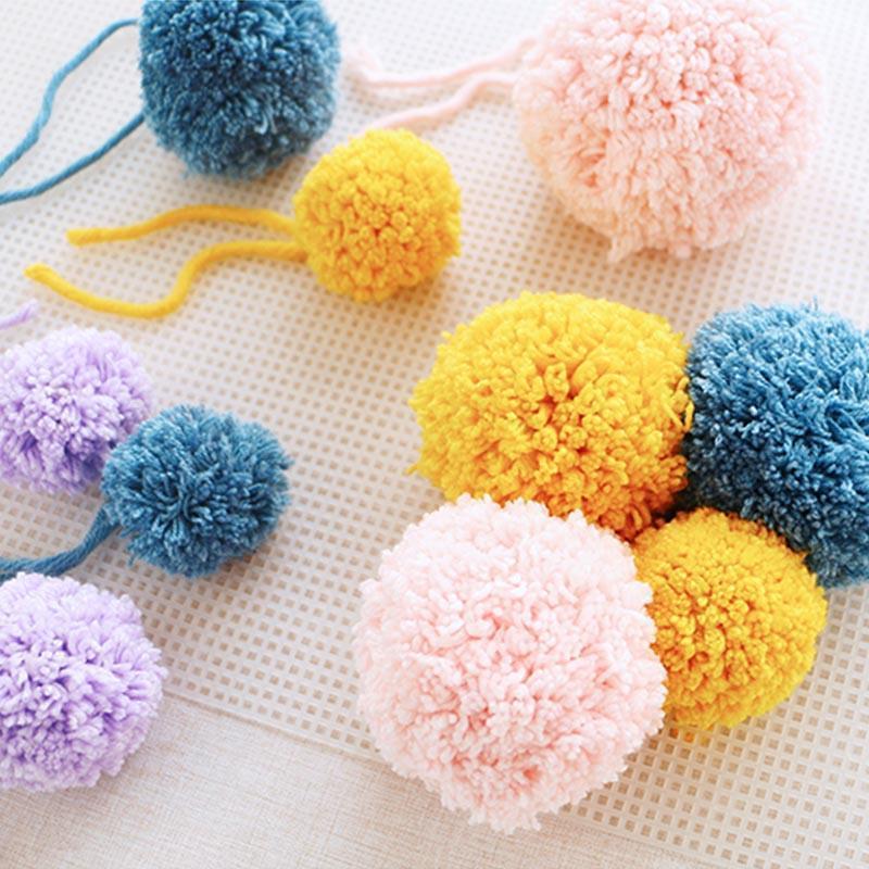 Bunnyear™ Multipurpose Pom-Pom Maker (1 Set)